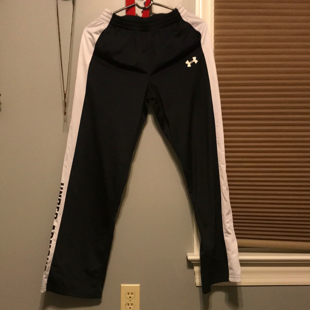 Black/White Under Armor Swearpants